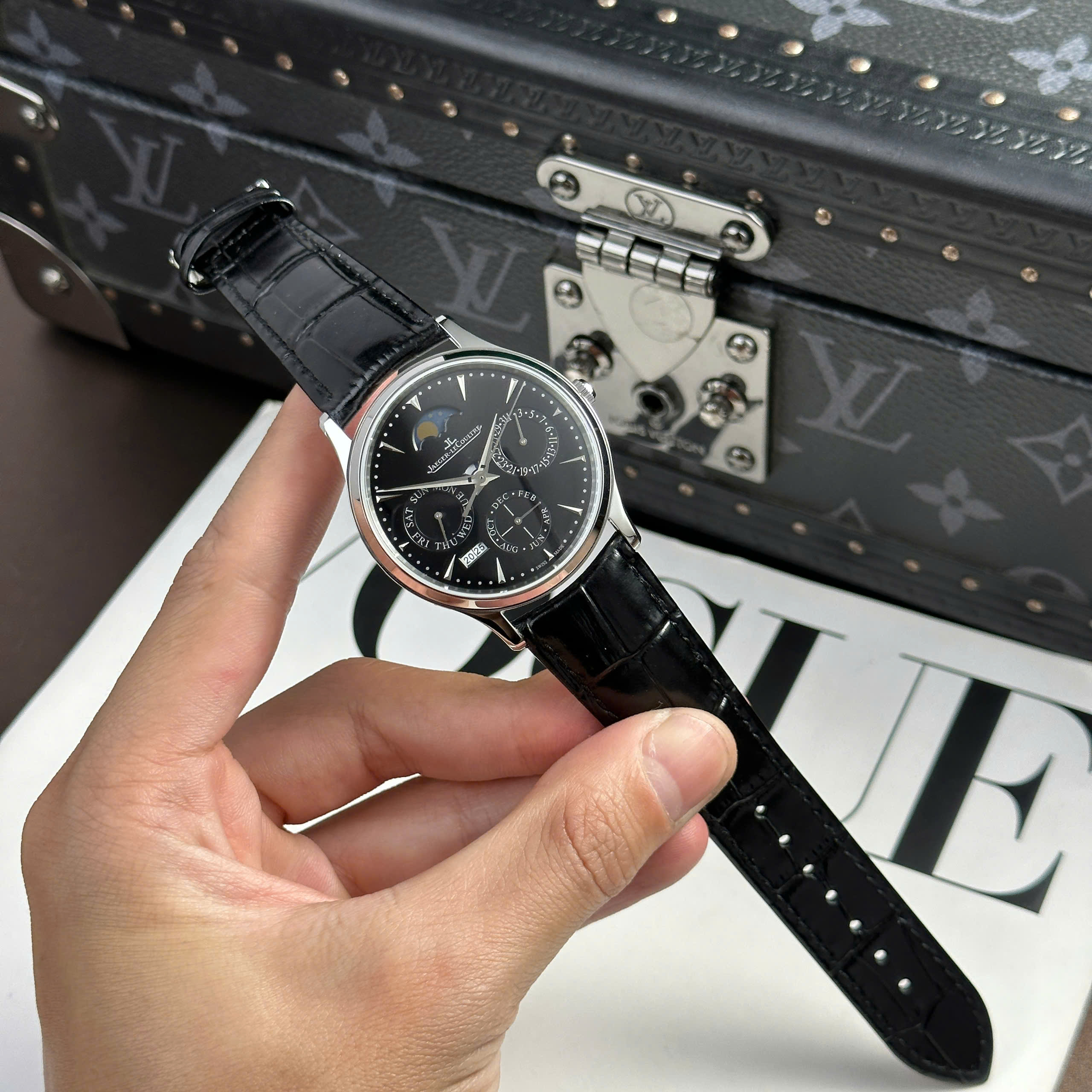 Đồng hồ Jaeger LeCoultre Master Ultrathin Perpetual Calendar • Size 39mm, Black
