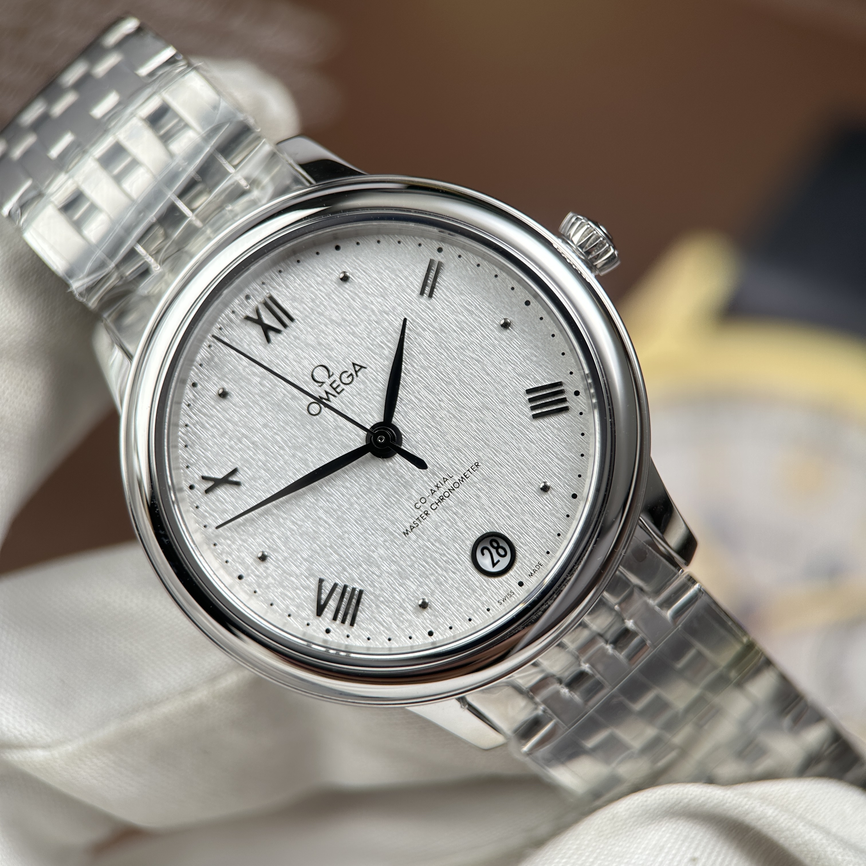 Đồng hồ Omega De Ville Prestige, size 34mm. Trắng