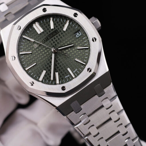 Đồng hồ nam Audemars Piguet Royal Oak 15500 mặt xanh lá cây dây kim loại, Size 41mm