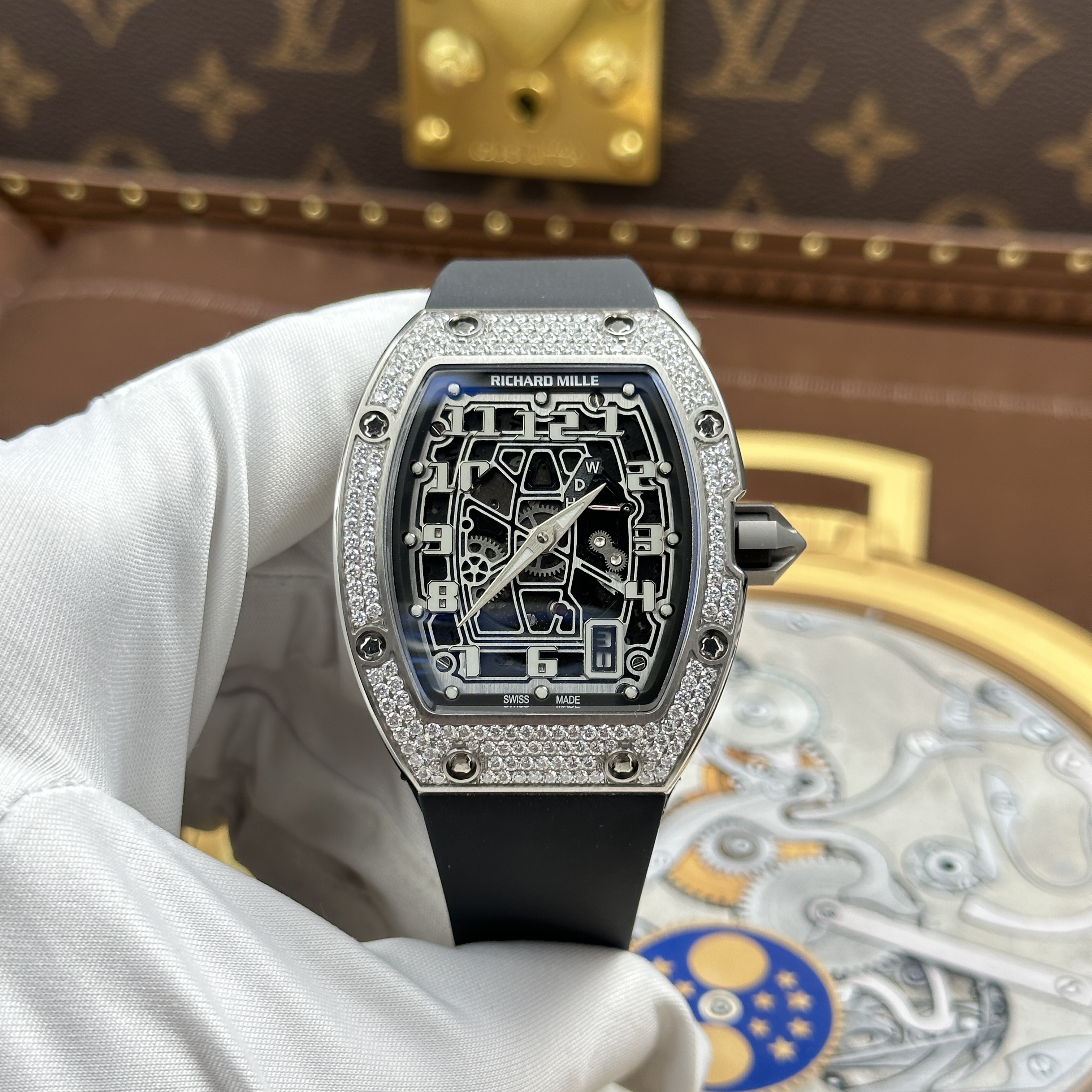 Đồng hồ Richard Mille RM67-01 Full Moissanite, Size 38.7mm x 47.5mm, vỏ siêu mỏng nhẹ