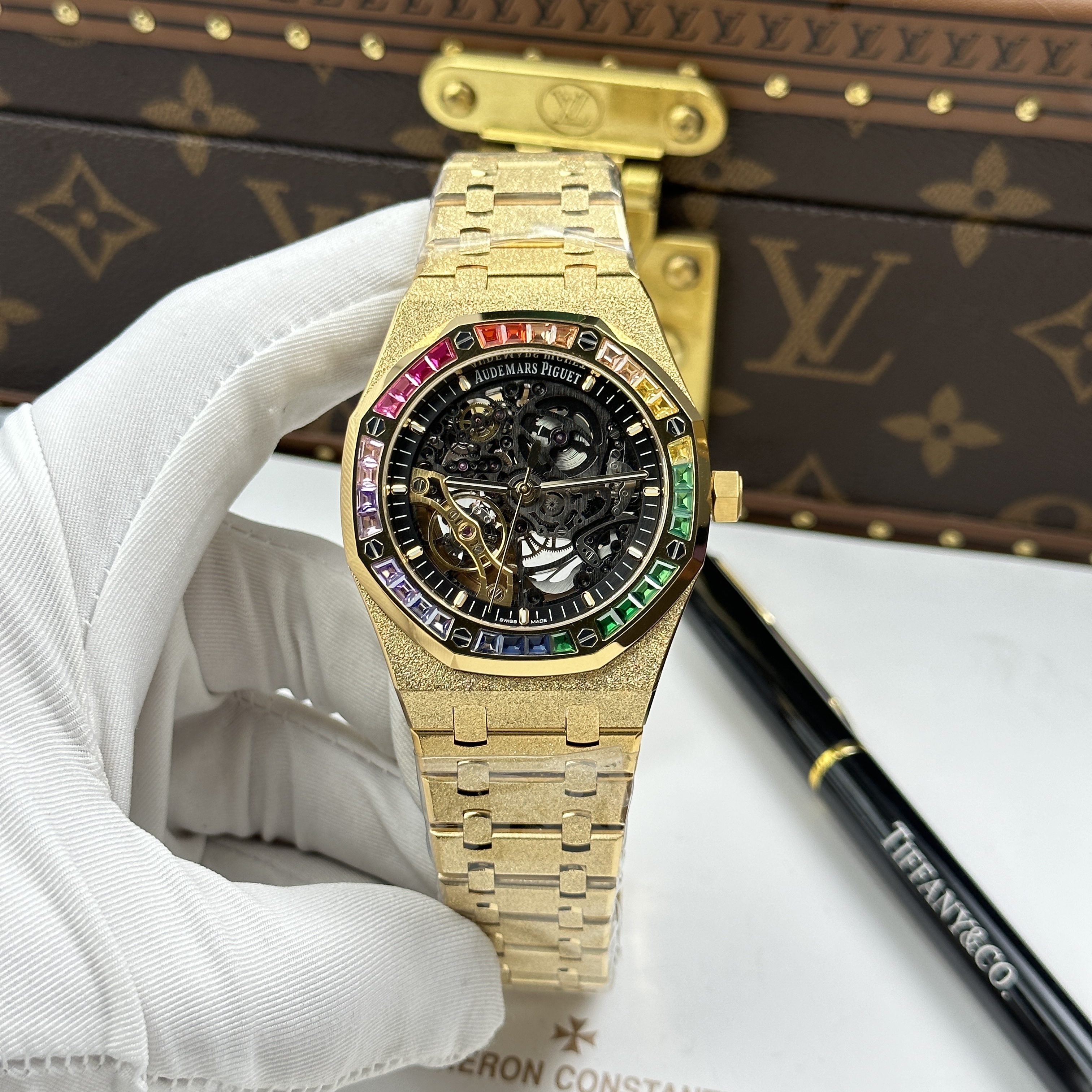 Đồng hồ Audemars Piguet Royal Oak Openworked Frosted 15412 • Size 41mm, Gold