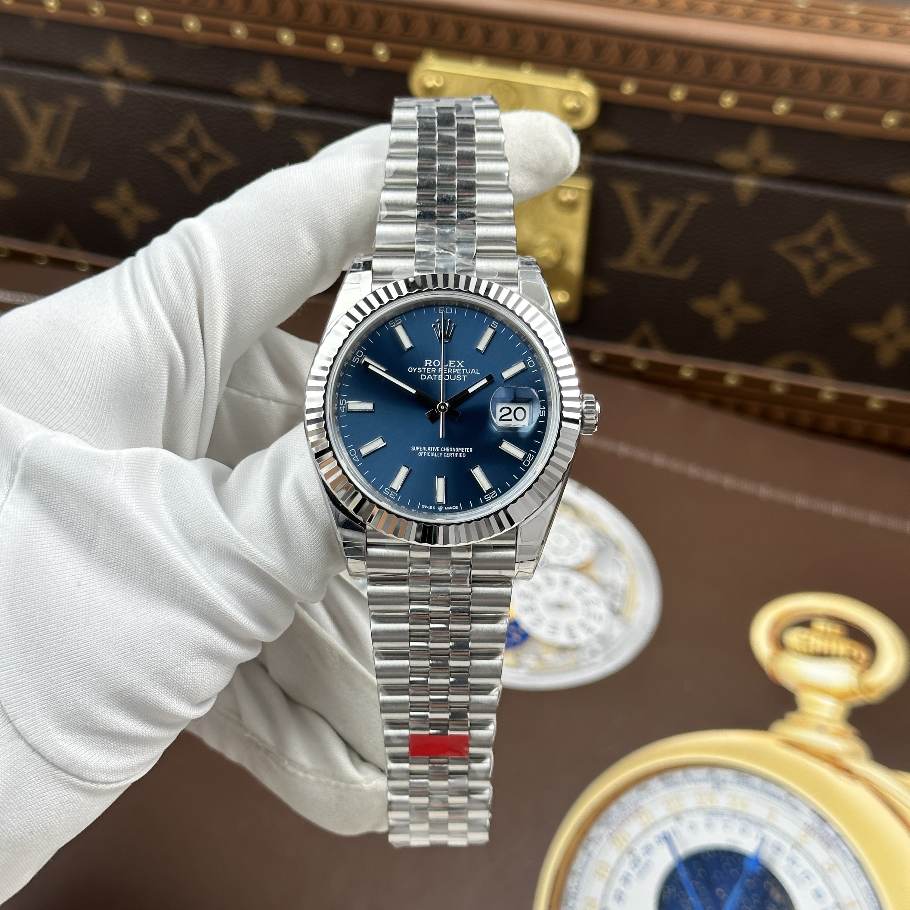 Đồng hồ Rolex Datejust 126334, size 41mm, Vany Blue 2