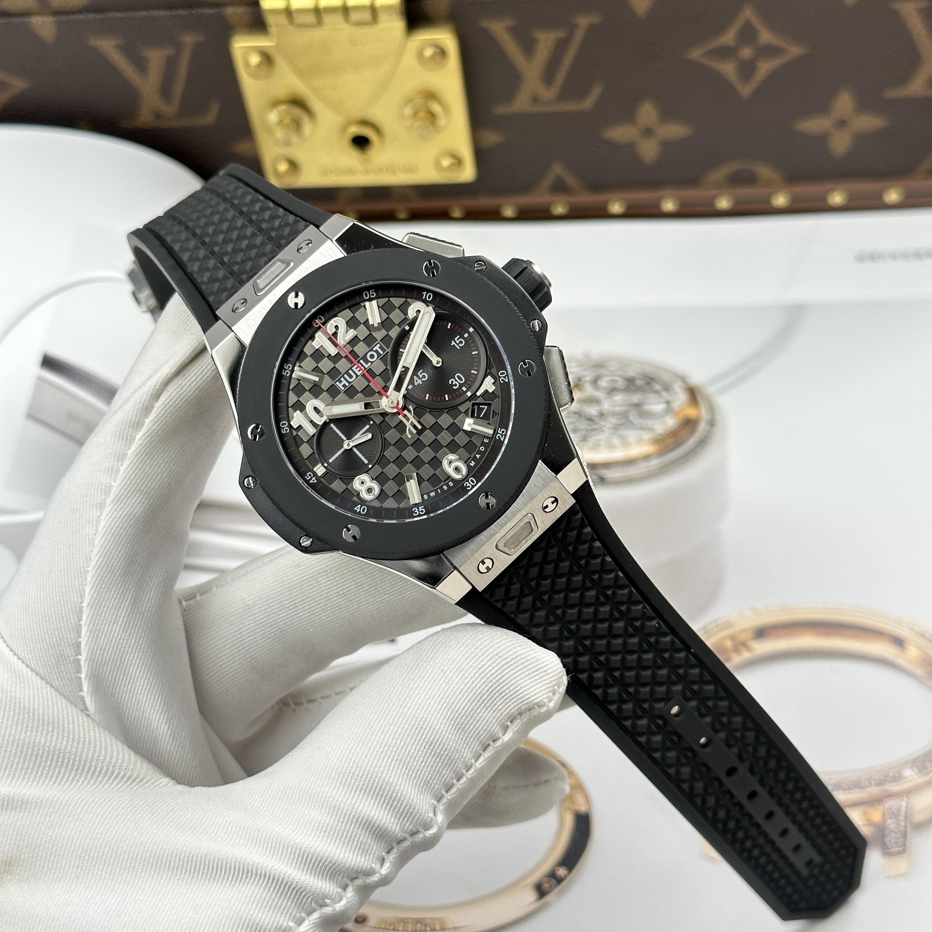 Đồng hồ Hublot Big Bang 20th Anniversary, Size 43mm, Đen xám