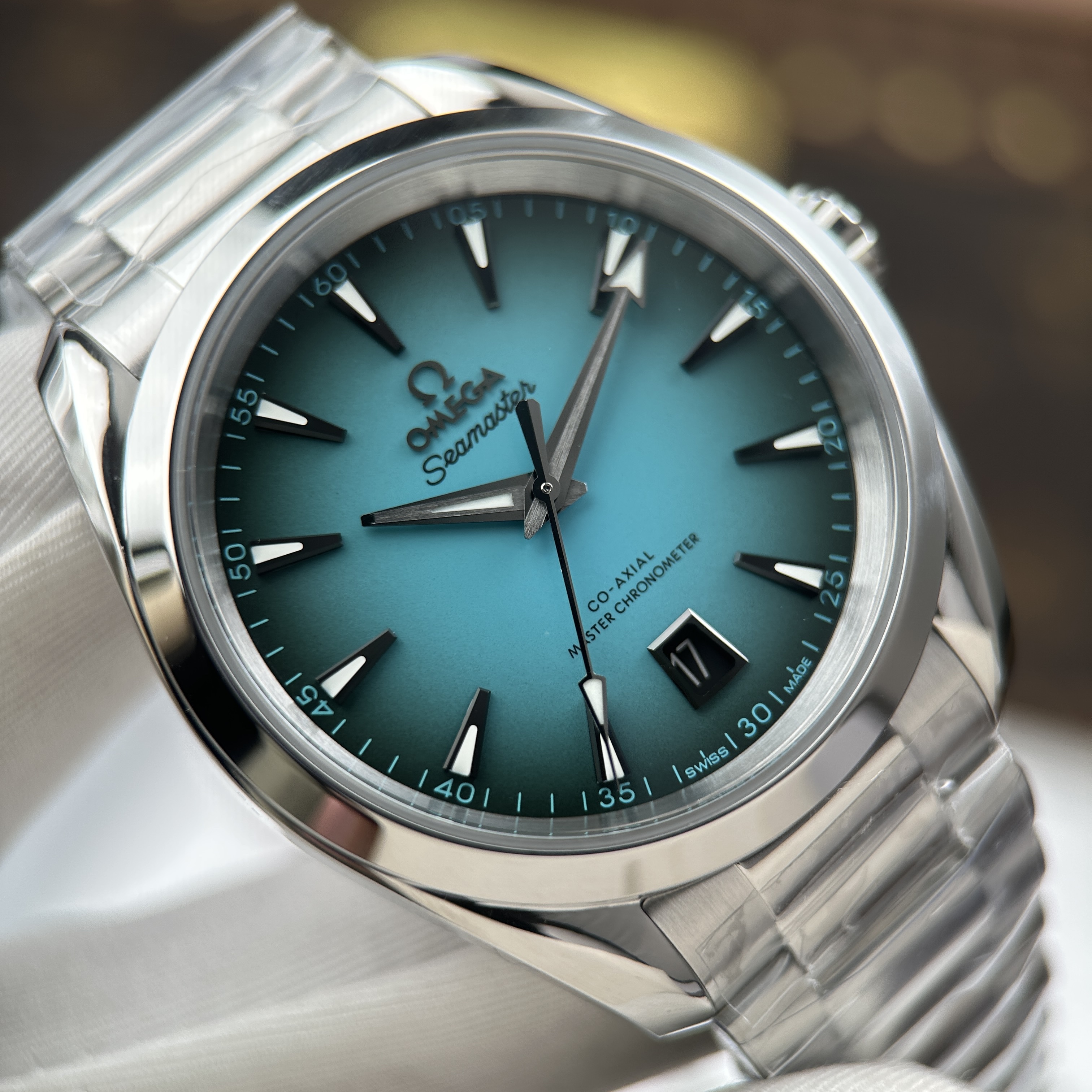 Đồng hồ Omega Aqua Terra 150M • Size 38mm