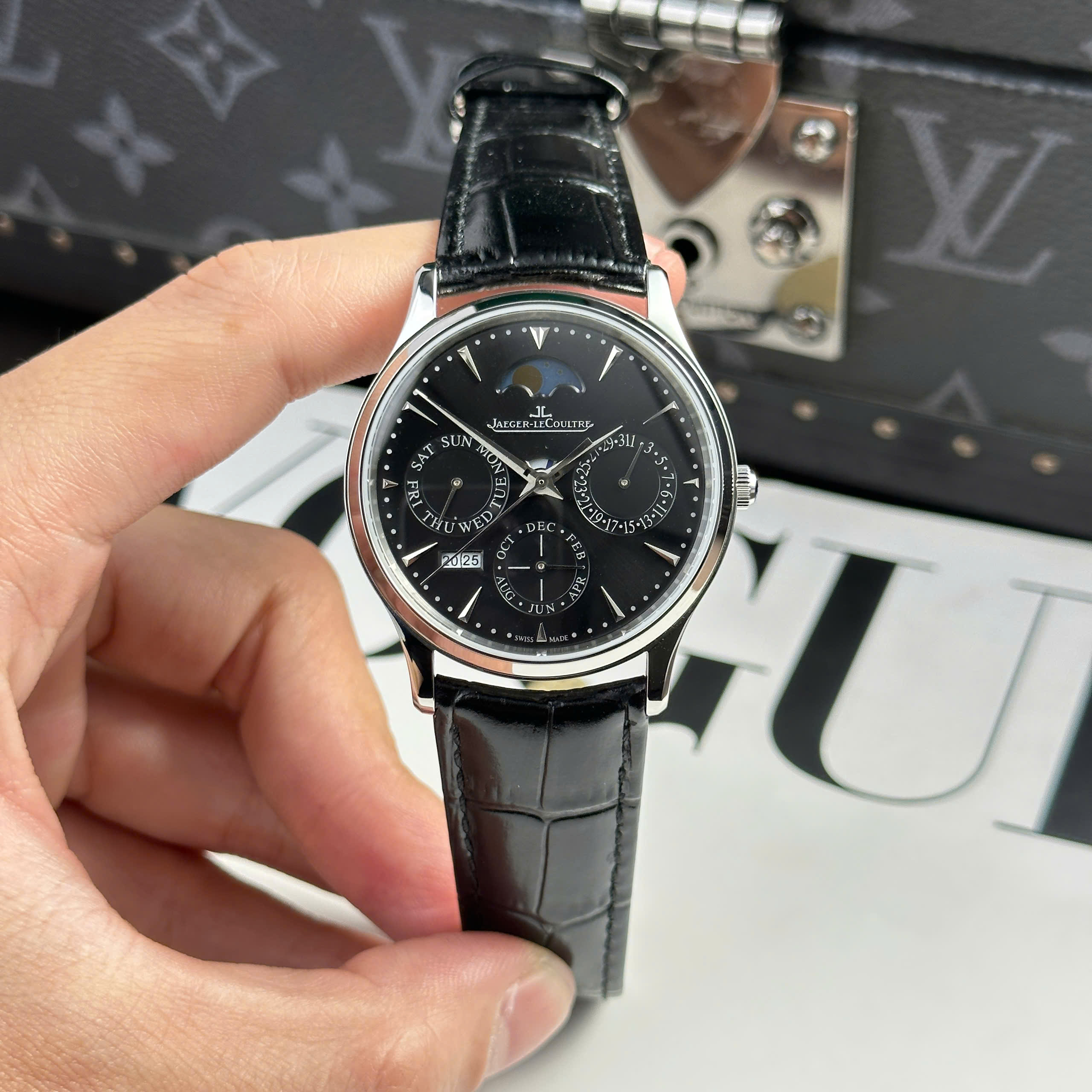 Đồng hồ Jaeger LeCoultre Master Ultrathin Perpetual Calendar • Size 39mm, Black