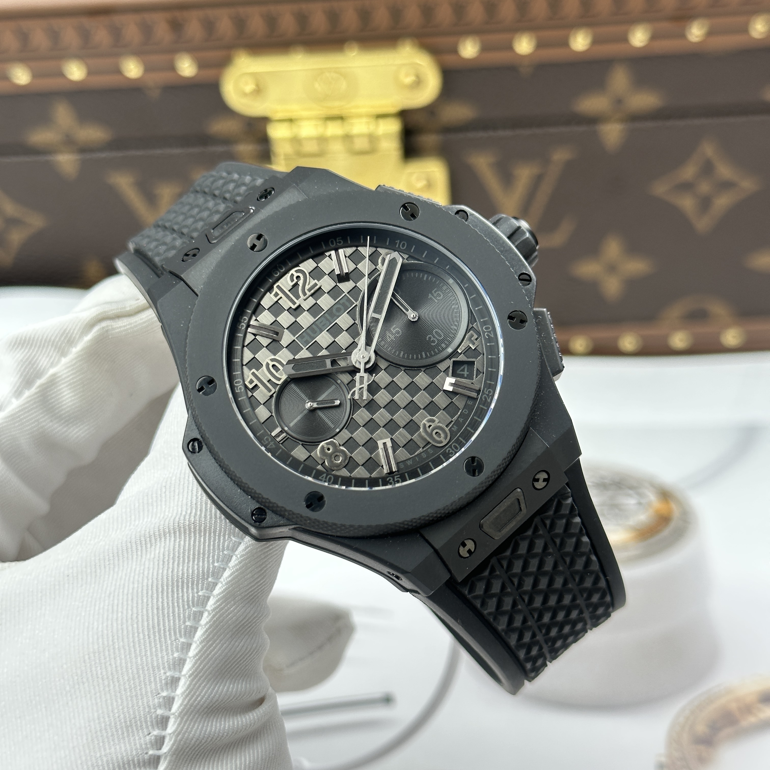 Đồng hồ Hublot Big Bang 20th Anniversary, Size 43mm, Black