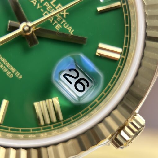 Đồng hồ Rolex Day-Date nam Rep 1:1, mặt xanh lá cây champagne, trọng lượng 212 gram, Size 40mm