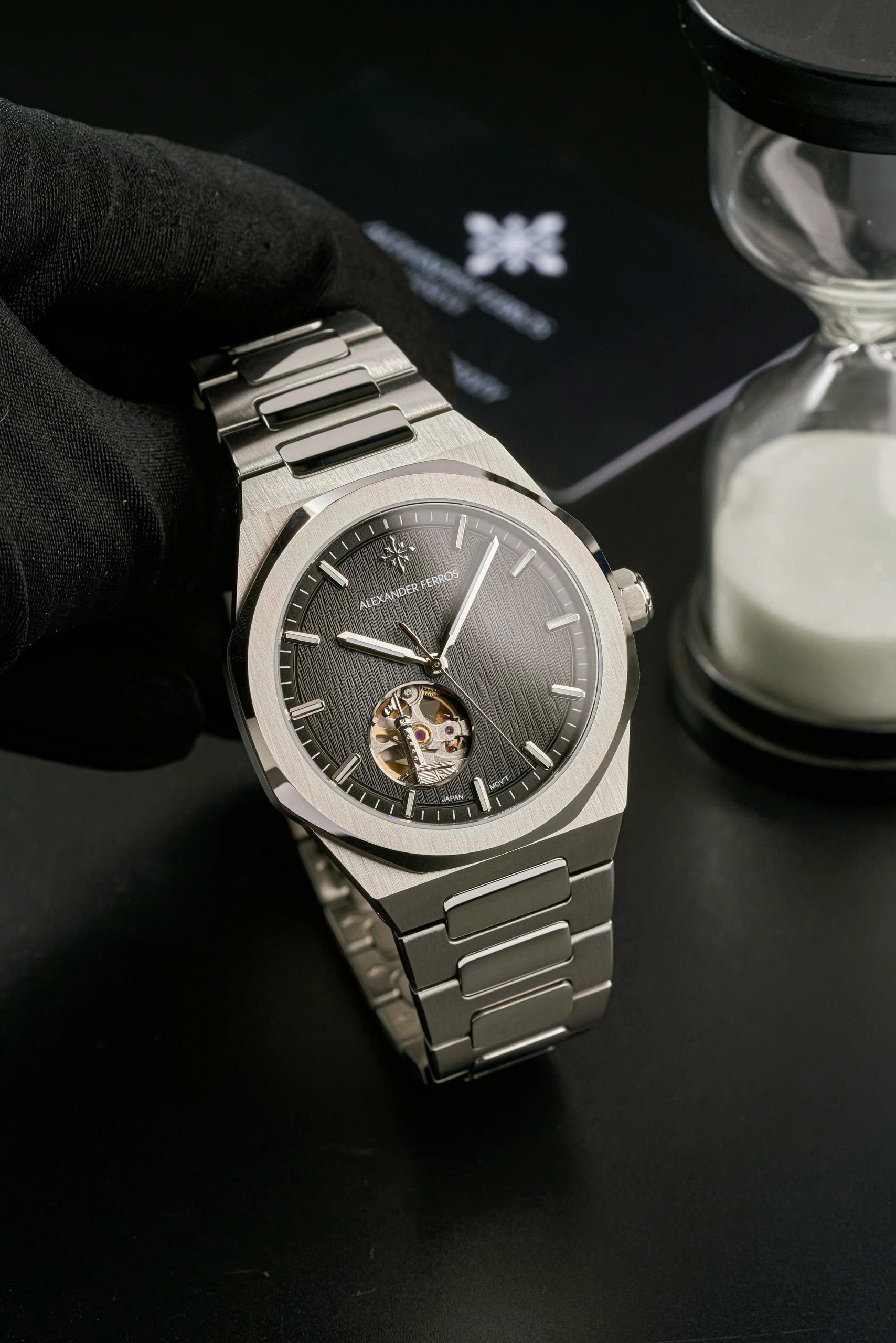 Đồng Hồ Alexander Ferros Cột Cờ 9292S/01