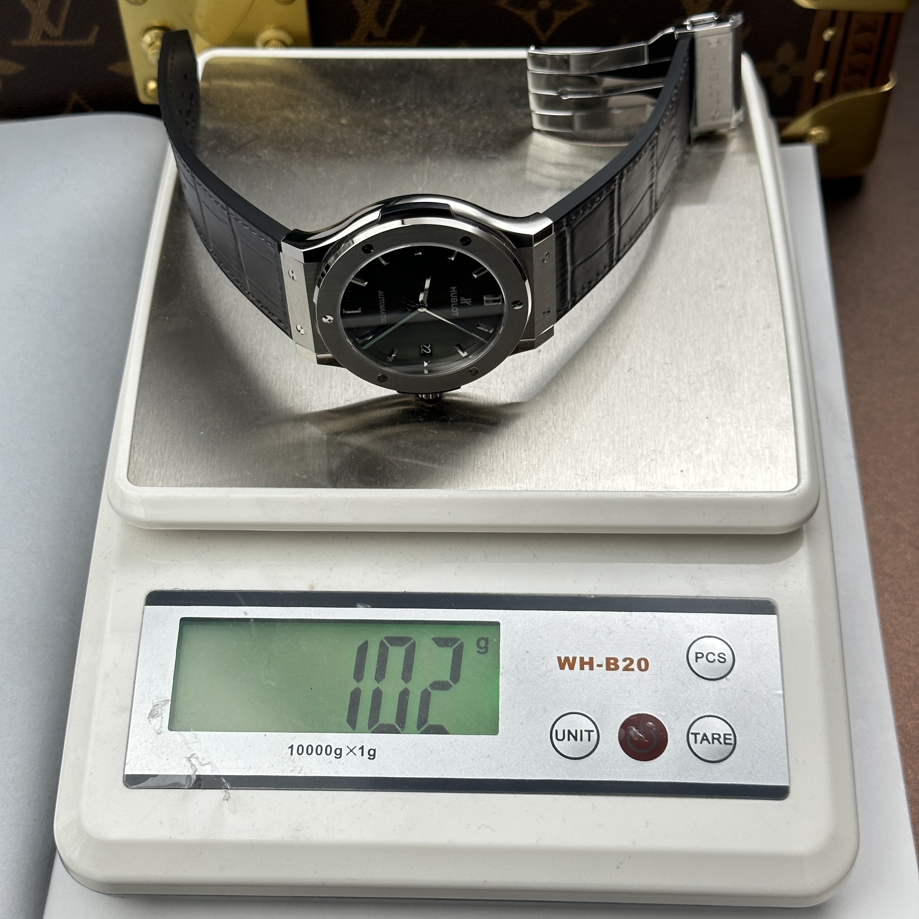 Đồng hồ Hublot Classic Fusion, Size 45mm, chảy tia xám đen