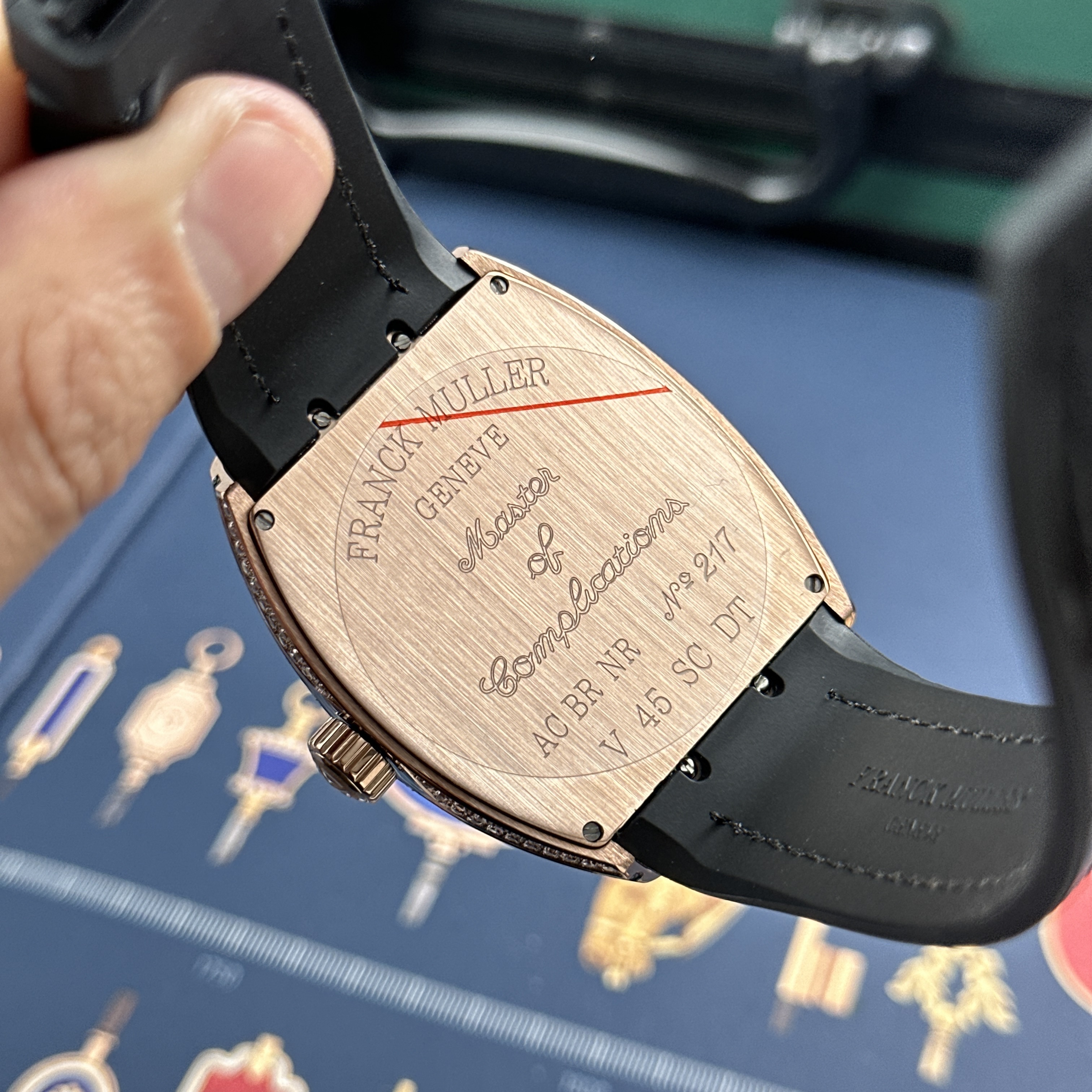 Đồng hồ Frank Mille V45, siêu đẹp, Size 45mm, màu vàng hồng