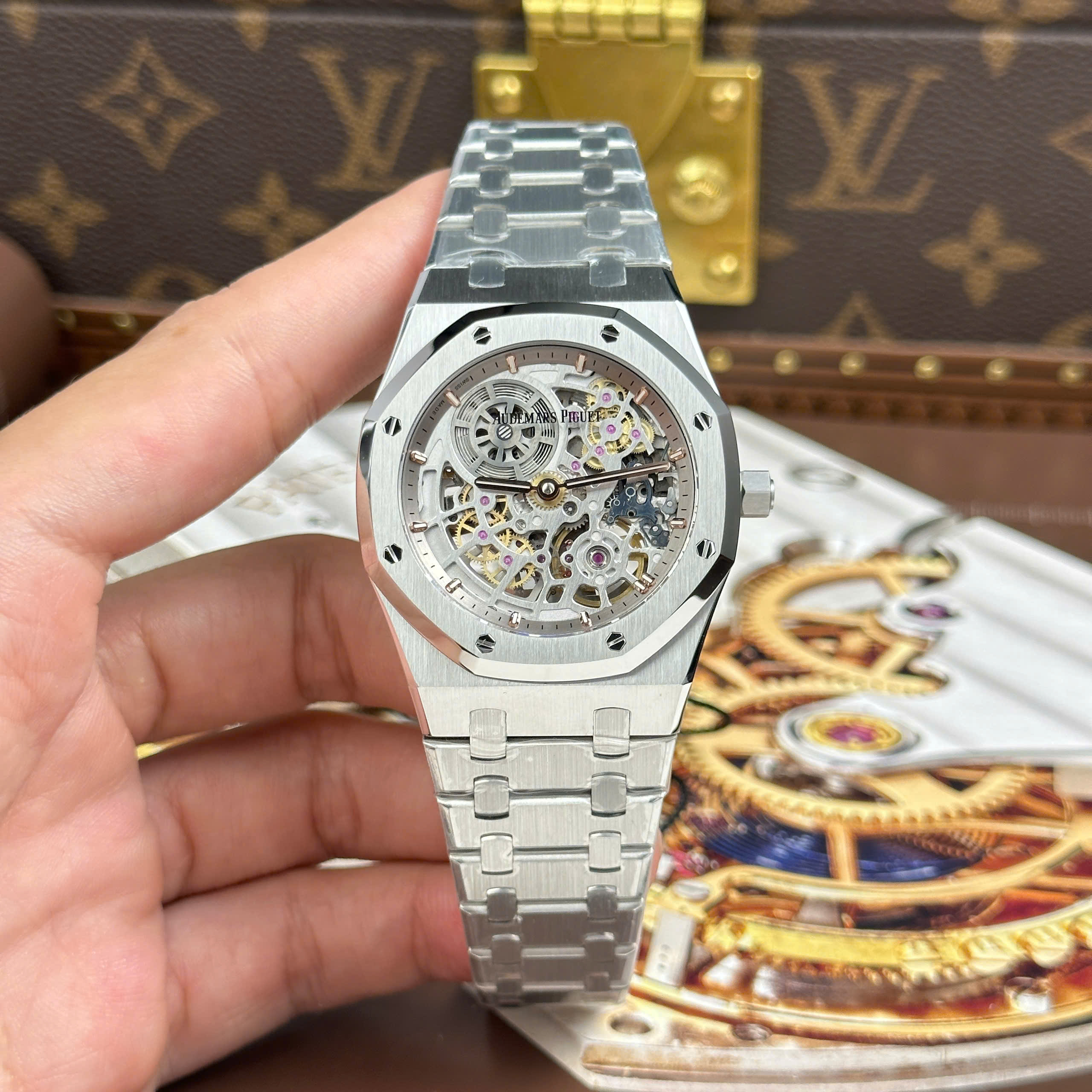 Đồng hồ nam Audemars Piguet Royal Oak Jumbo Extra-thin Openworked 16204, Size 39mm, màu xám
