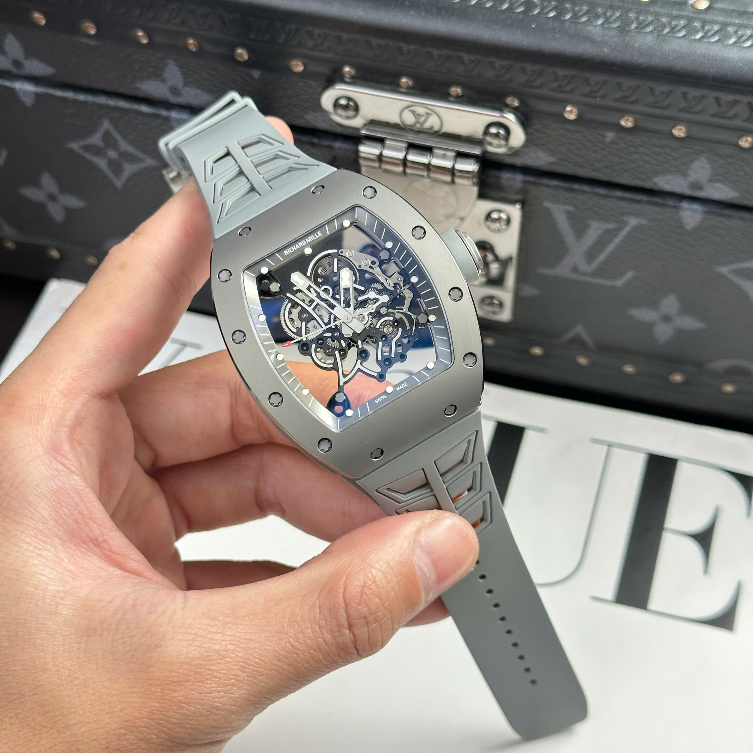 Đồng hồ Richard Mille RM055 Bubba Watson Grey Boutique Edition, size 42.7 x 49.9mm, Xám
