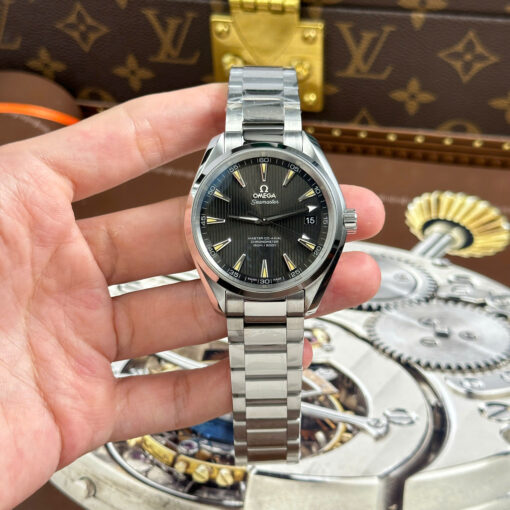 Đồng hồ Omega Seamaster Aqua Terra 150M, máy cơ Thụy Sỹ, Size 41mm