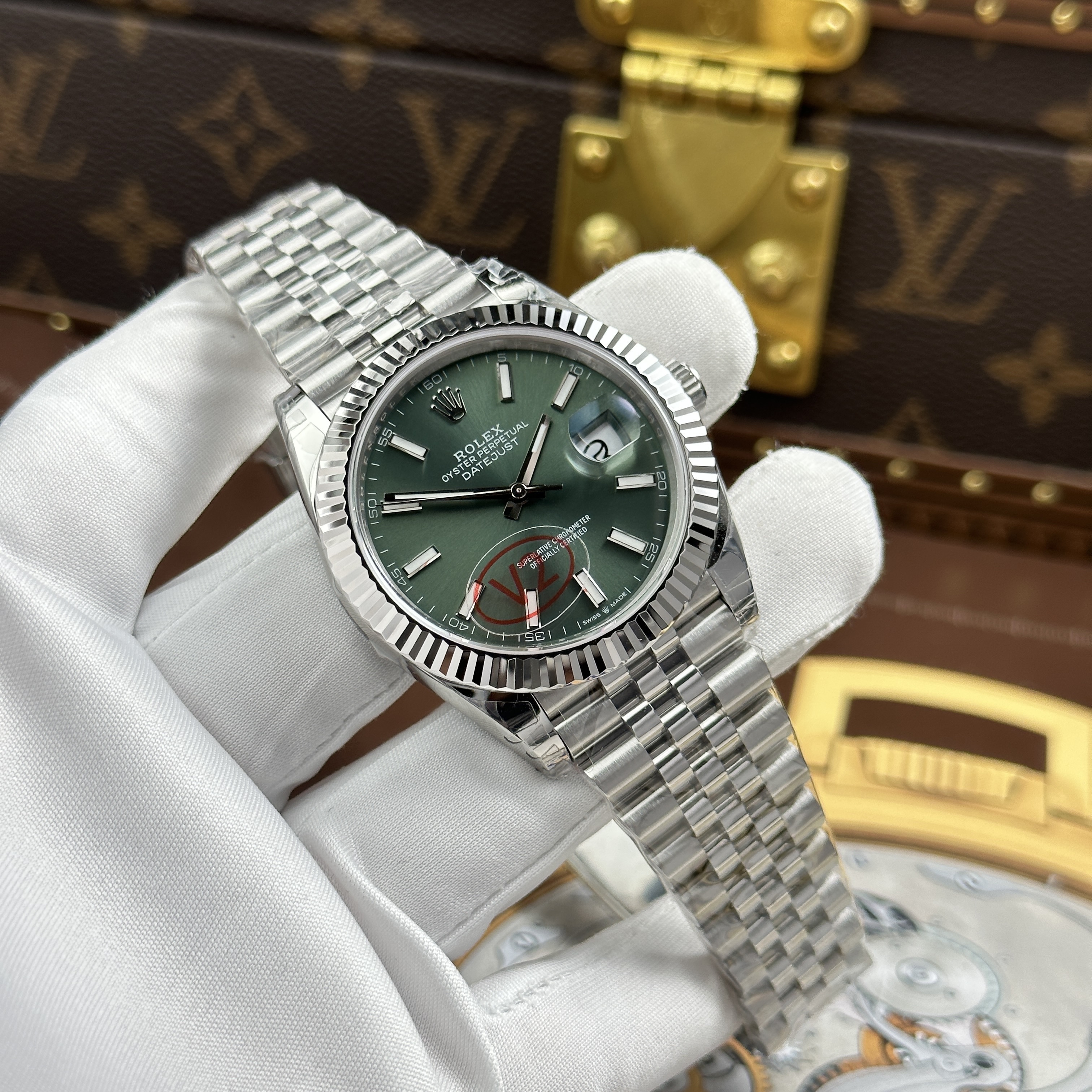 Đồng hồ Rolex Datejust 126334 - Size 41mm - Green