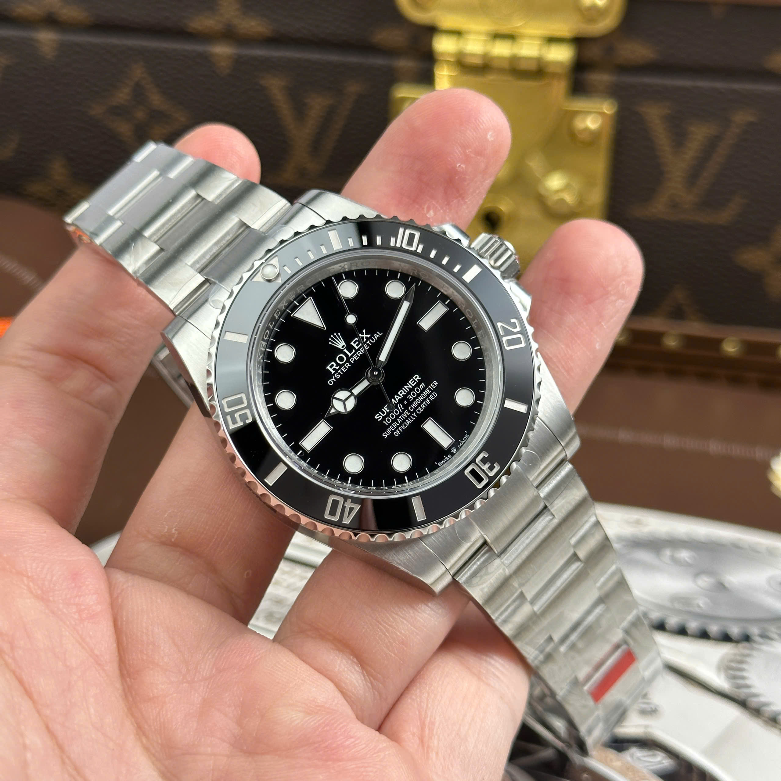 Đồng hồ Rolex Submariner No Date 124060, Size 41mm