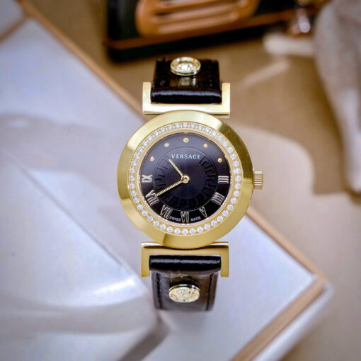 Đồng hồ Versace nữ siêu cấp, Versace Vanity đính đá dây da màu đen 35mm