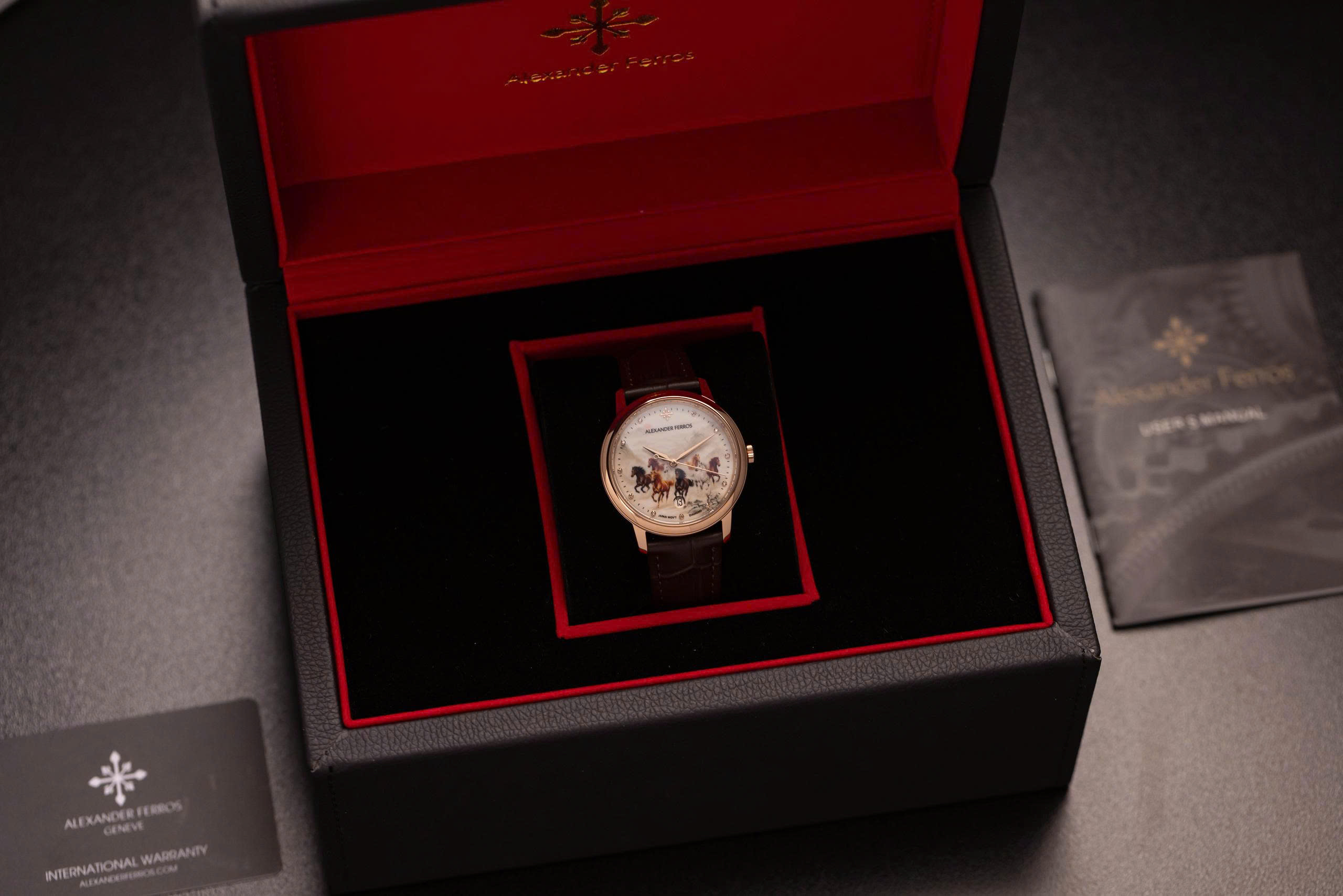 Đồng Hồ Alexander Ferros 9302RD-26 "Bát Mã Truy Phong"