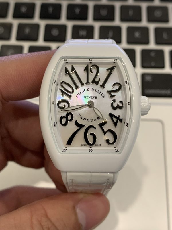 Đồng hồ  Franck Muller V32 Color Dreams Ceramic khảm trai. Size 30x38mm