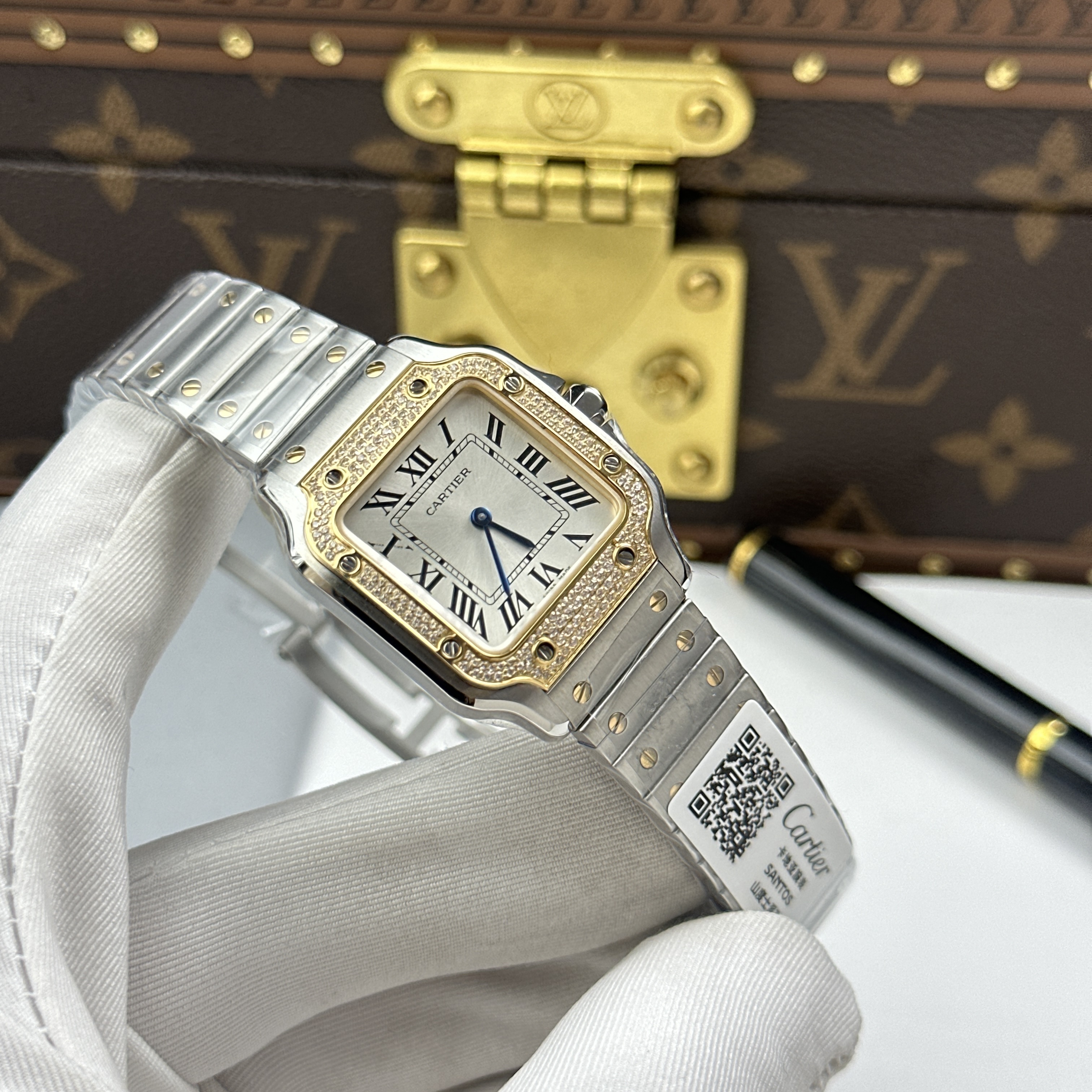 Đồng hồ Cartier de Santos small model, size 27mm x 34.5mm