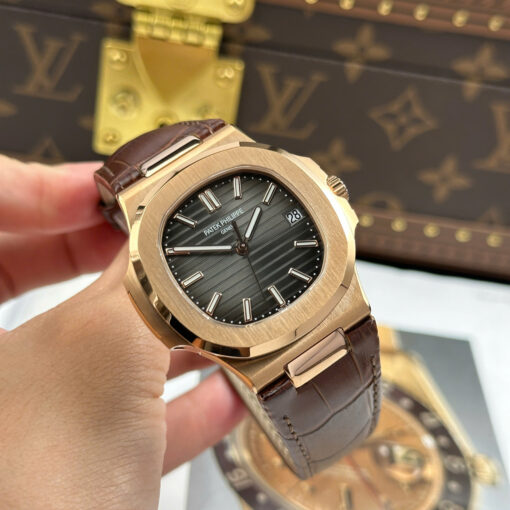 Đồng hồ Patek Philippe Nautilus 5711R Replica 1:1, mặt xám, size 40mm