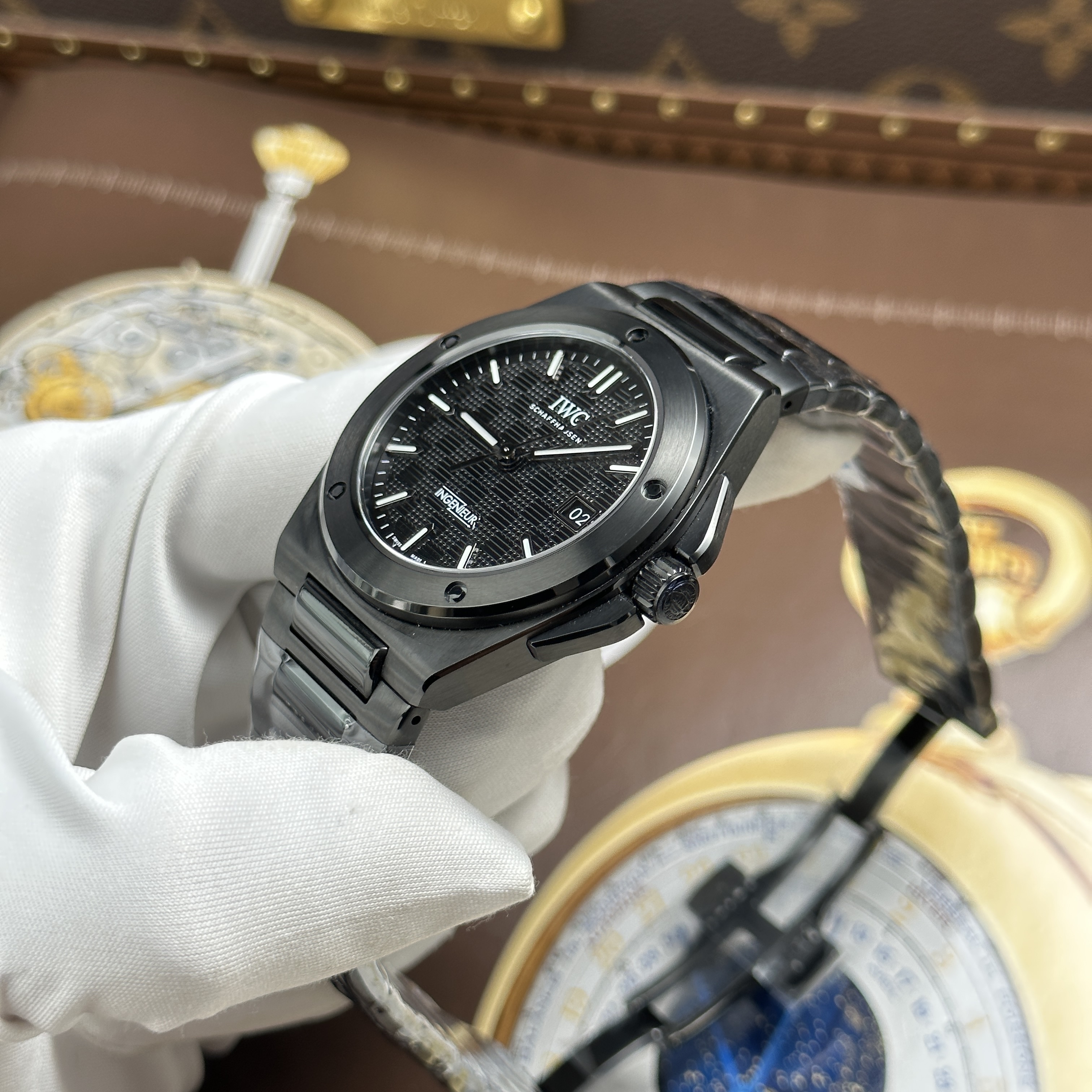 Đồng hồ IWC Ingenieur • size 40mm, Đen