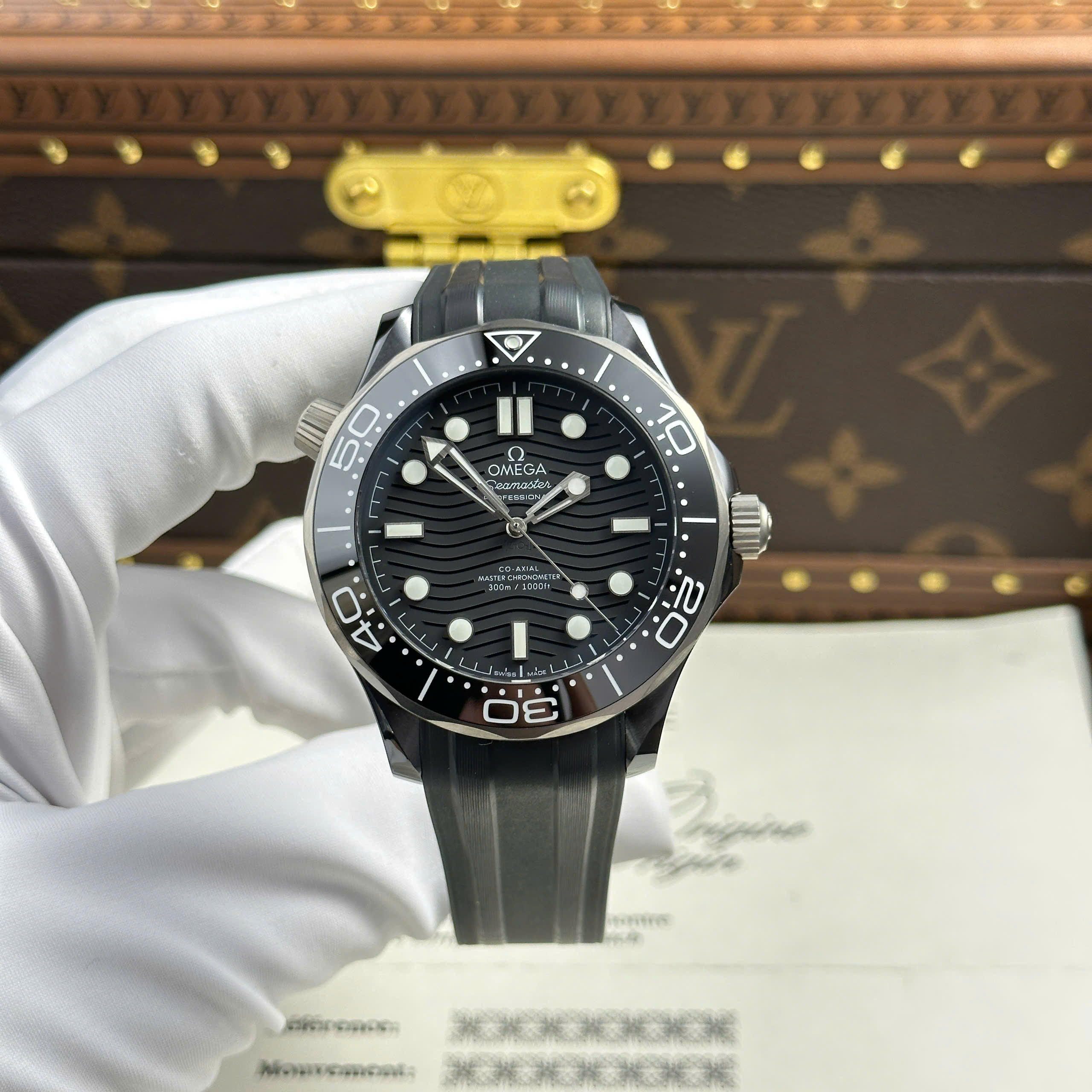 Đồng hồ Omega Seamaster Diver 300m Black Ceramic • Size 43.5mm