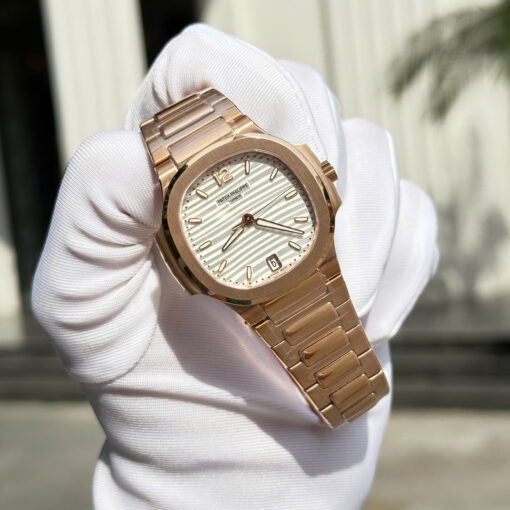 Đồng hồ chế tác nữ Patek Philippe cao cấp Nautilus 7118, mặt số trắng, Size 35.2mm