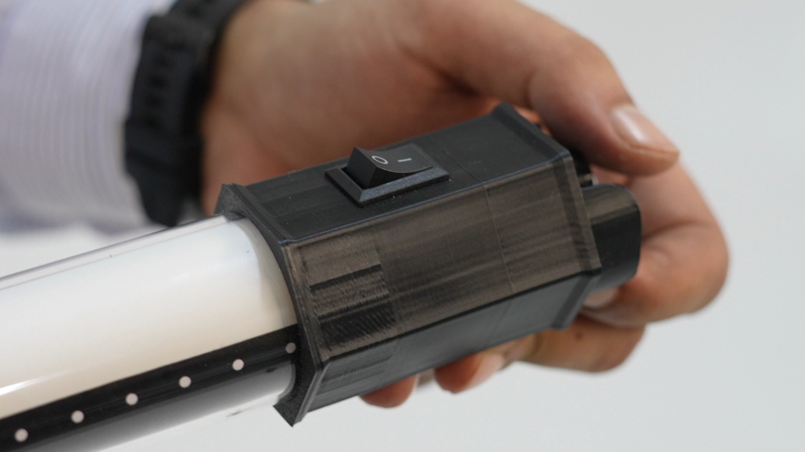 (2) 120 cm Warm / White Tubes 120watt