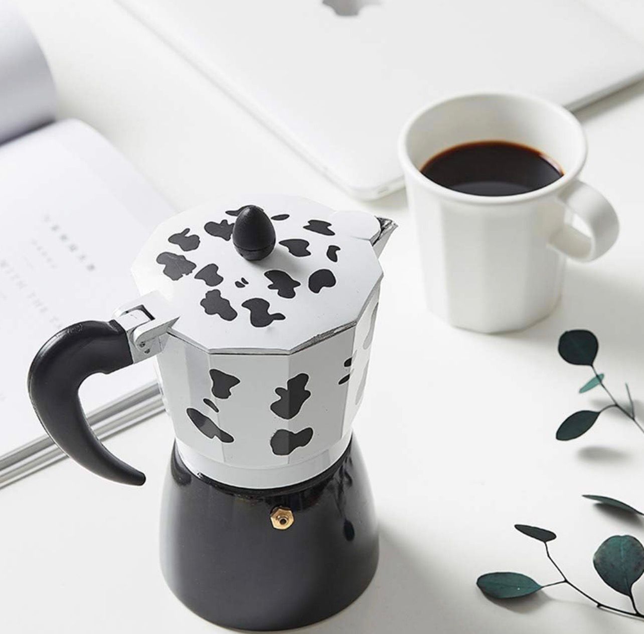 Cafetera italiana diseño vaca, greca para cafe  de 9 taza 