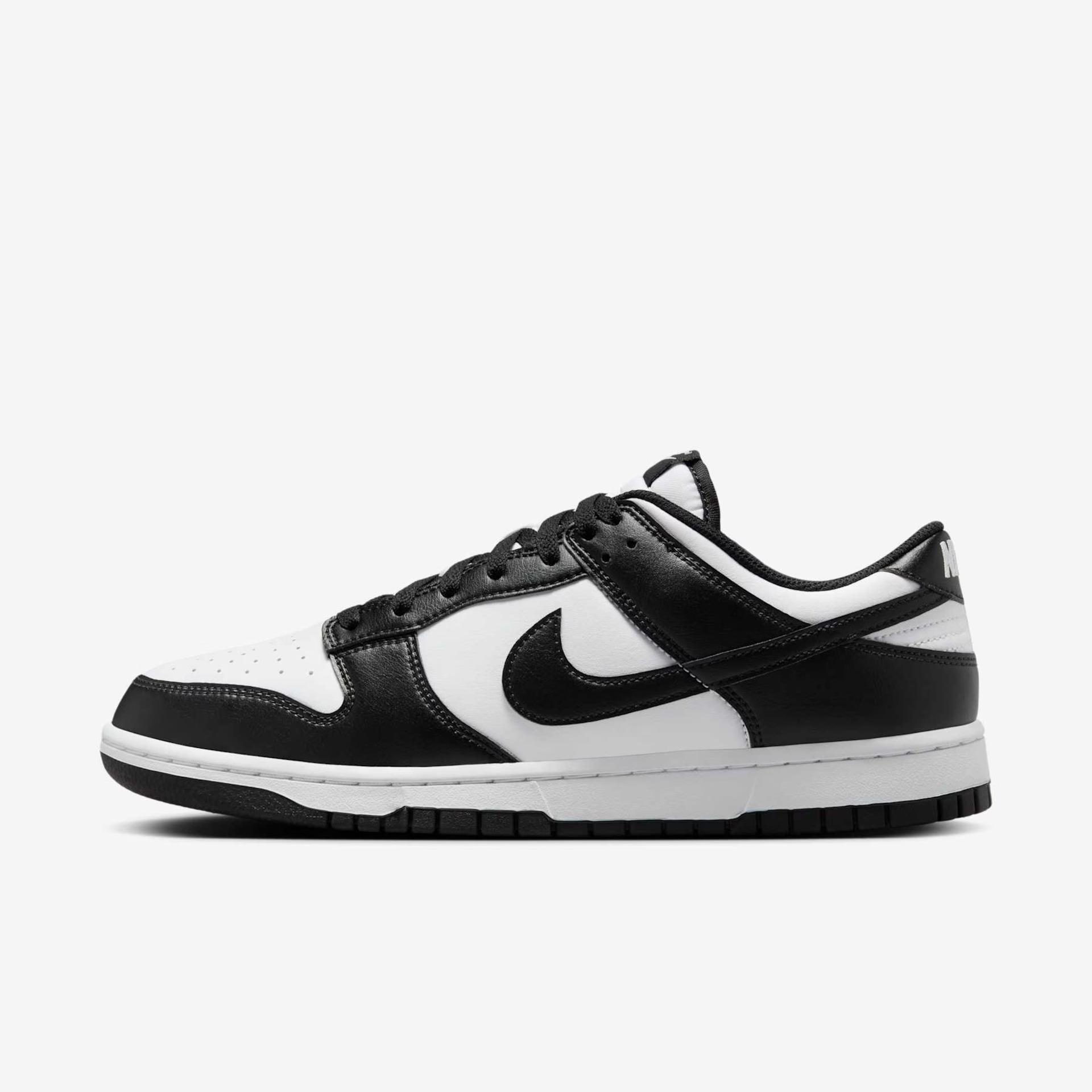 Tênis Nike Dunk Low Preto e Branco