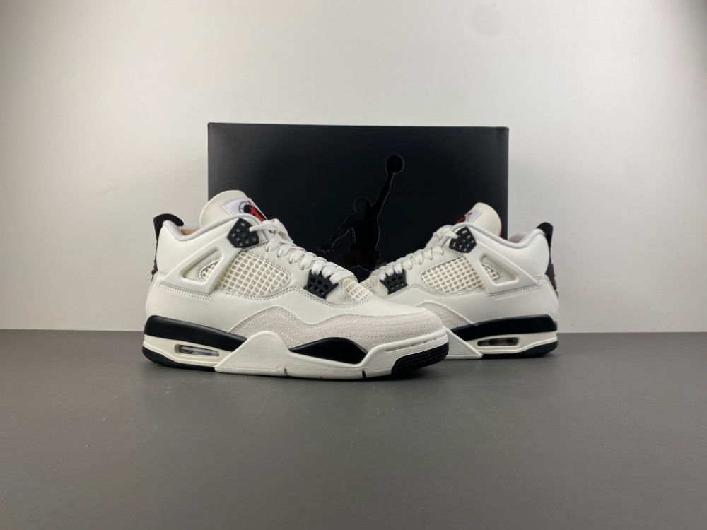 Nike Air Jordan 4 Retro "Flight Club"
