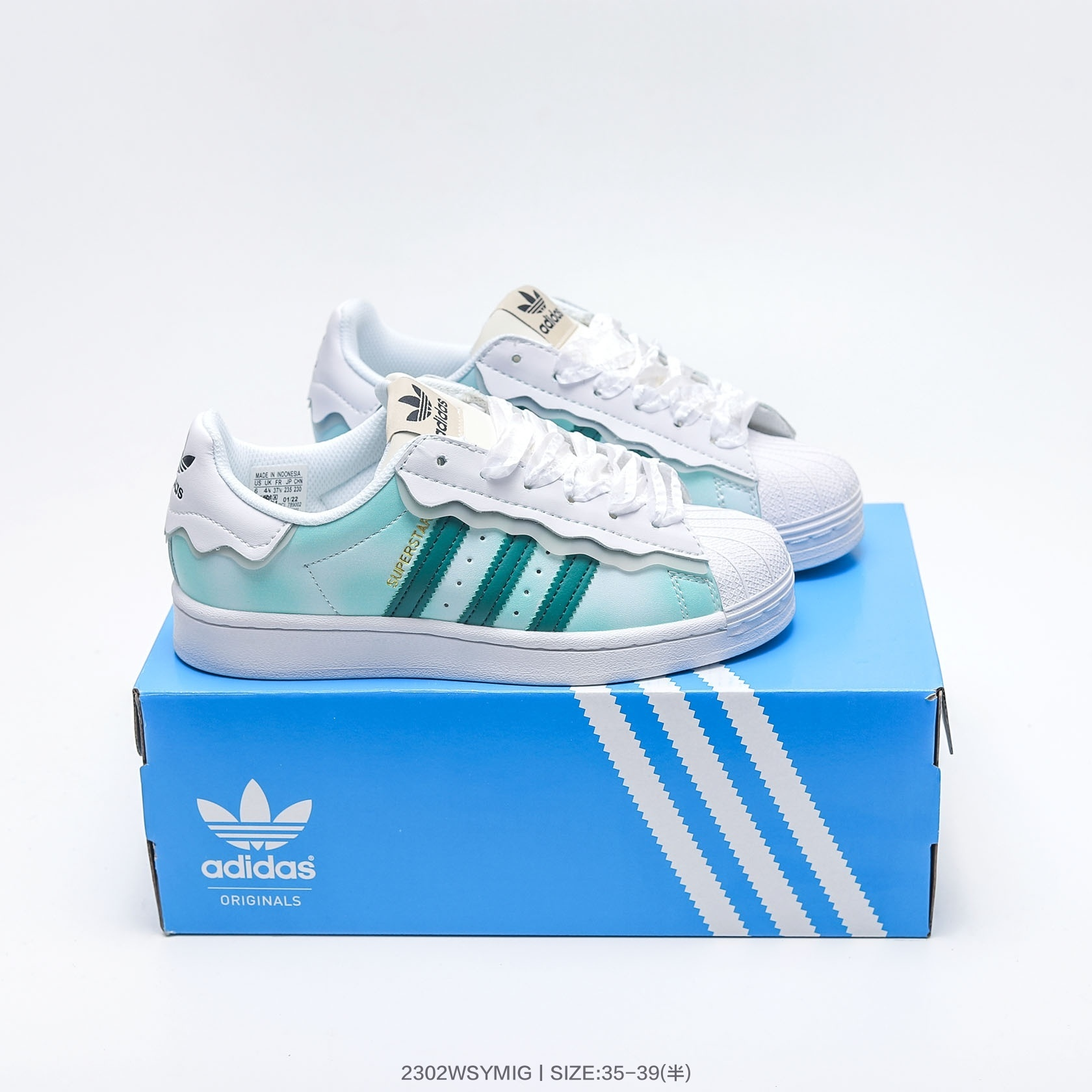 Tênis Adidas Superstar