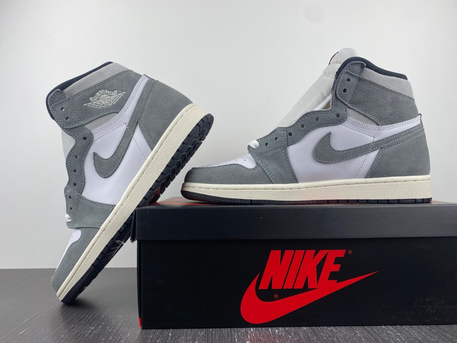 Air Jordan 1 High OG Washed Black
