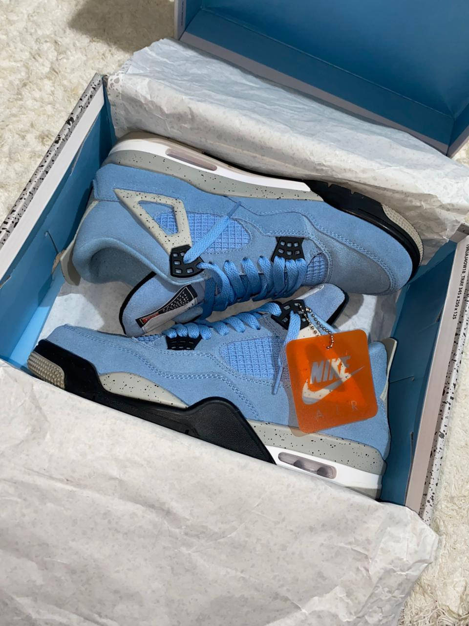 Air Jordan 4 University Blue