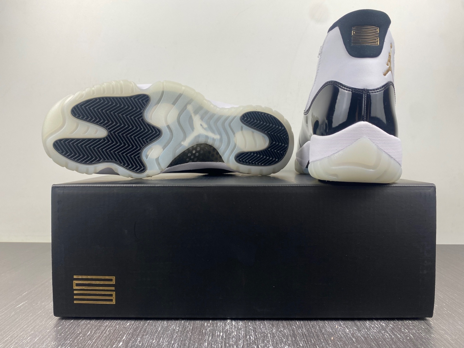 Air Jordan 11 Gratitude