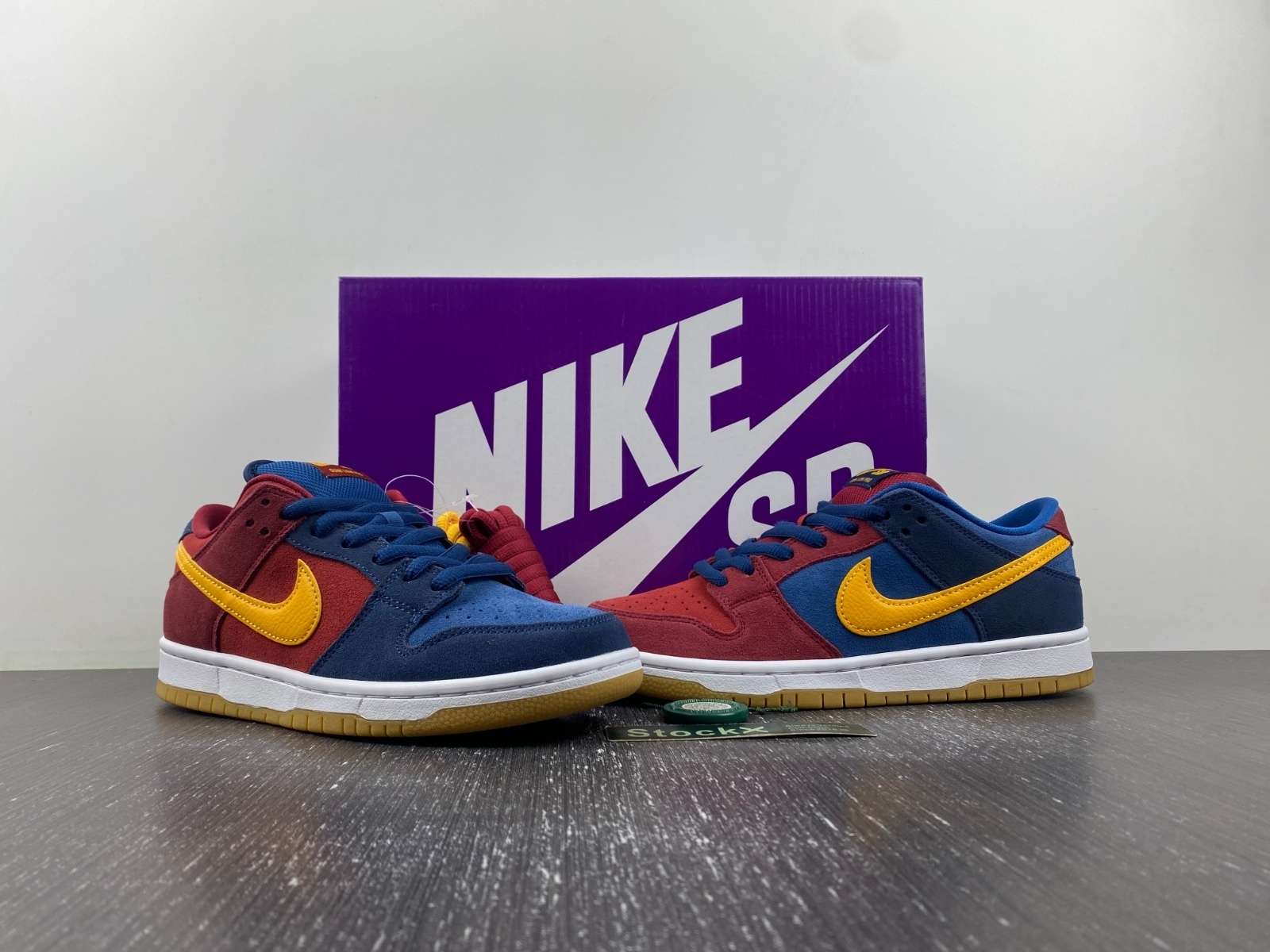 SB Dunk Low Pro Barcelona