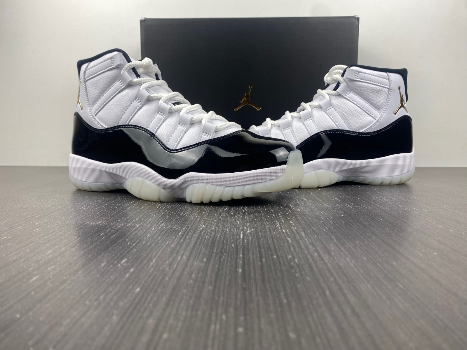 Air Jordan 11 Gratitude