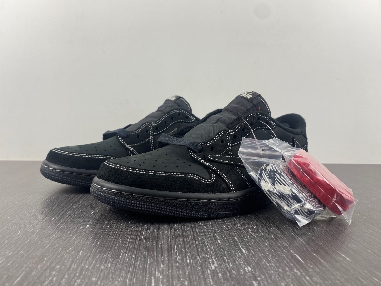 Air Jordan 1 Low X Travis Scott Black Phantom 