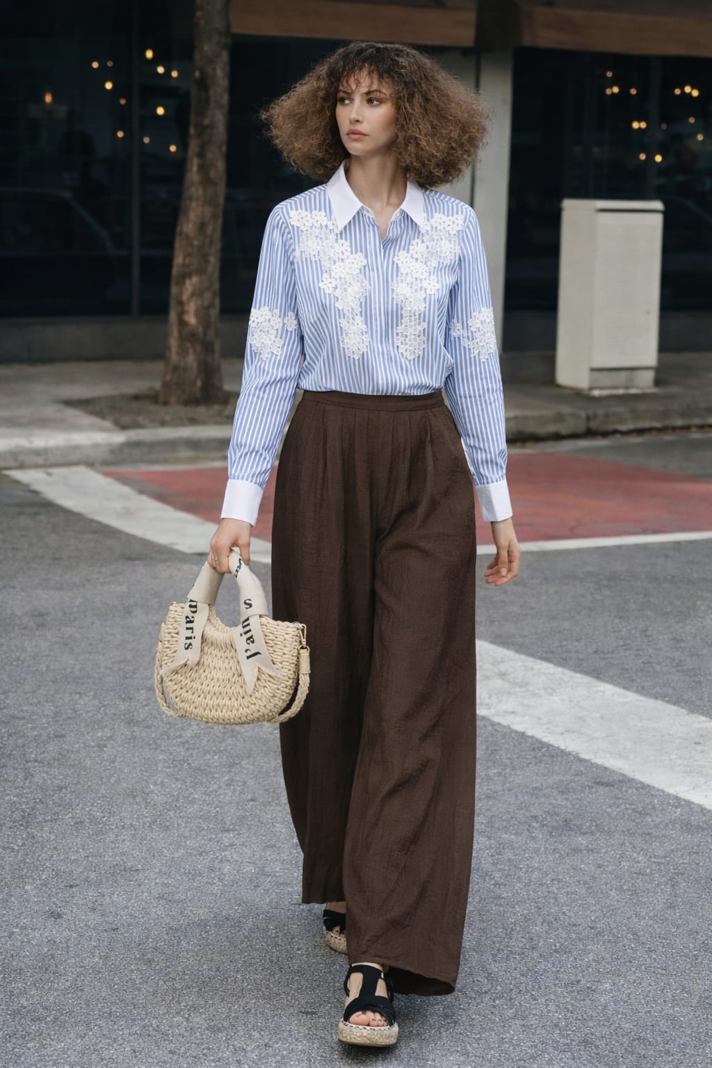 CAMISA DE RAYAS DETALLES DE ENCAJE