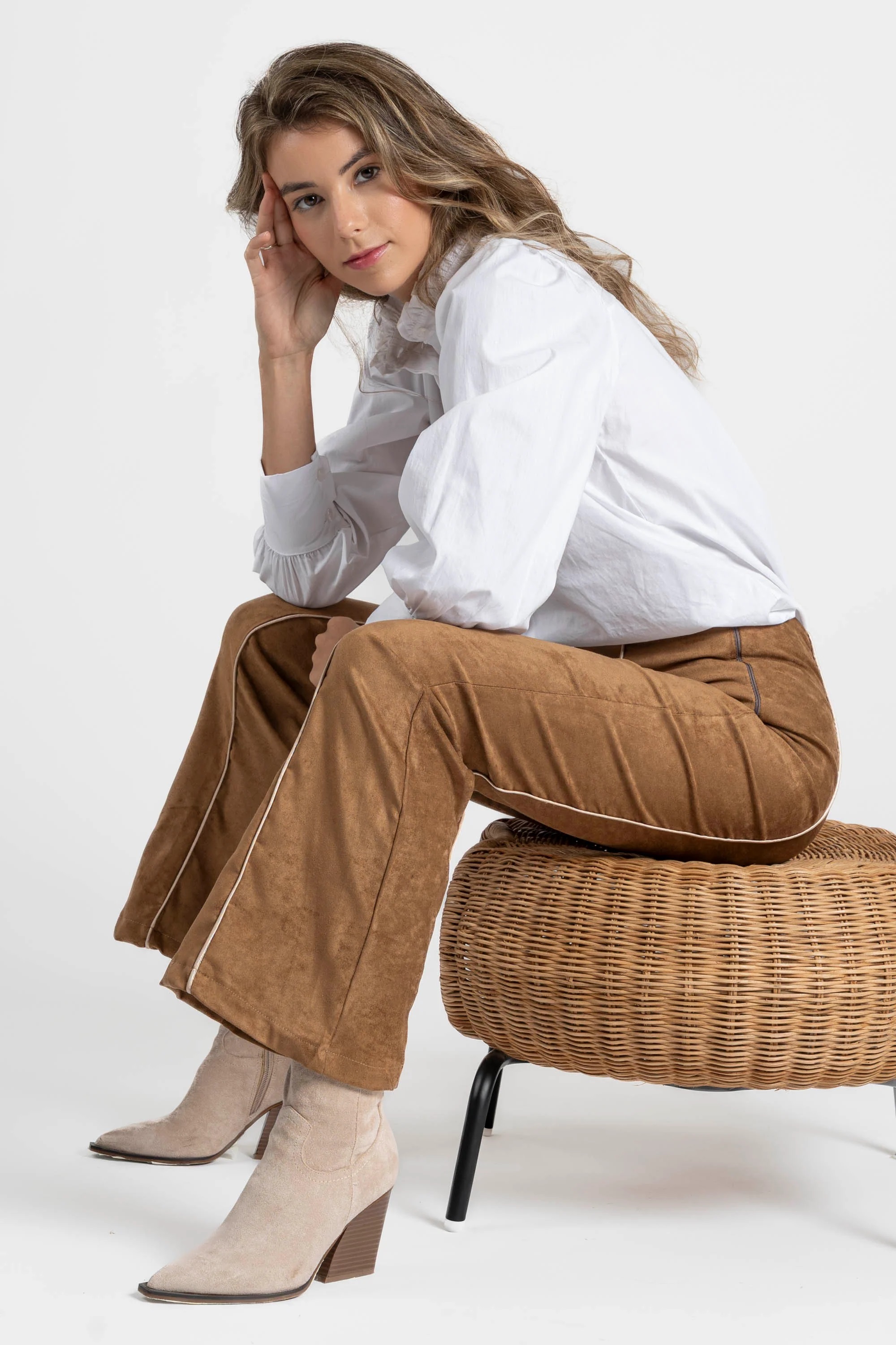 PANTALÓN FLARE  EFECTO ANTE 