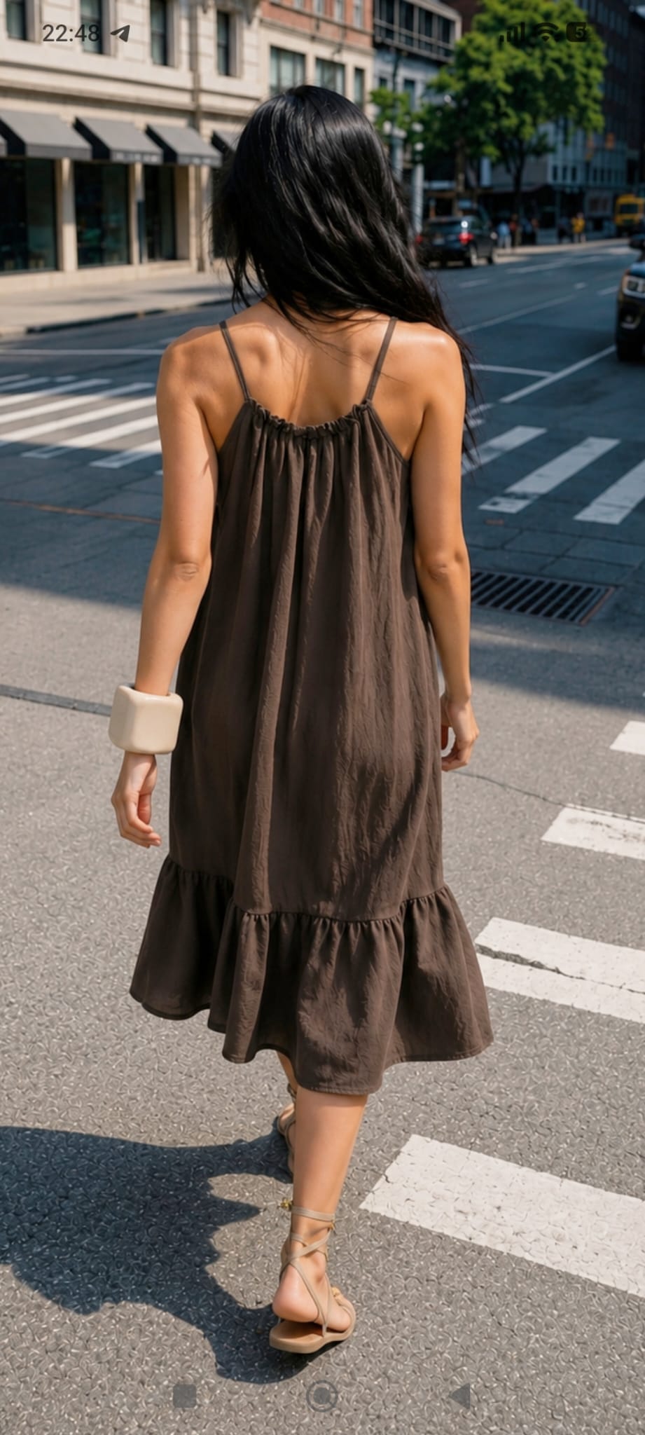 VESTIDO DE TIRANTES ESCOTE FRUNCIDO ABALORIOS