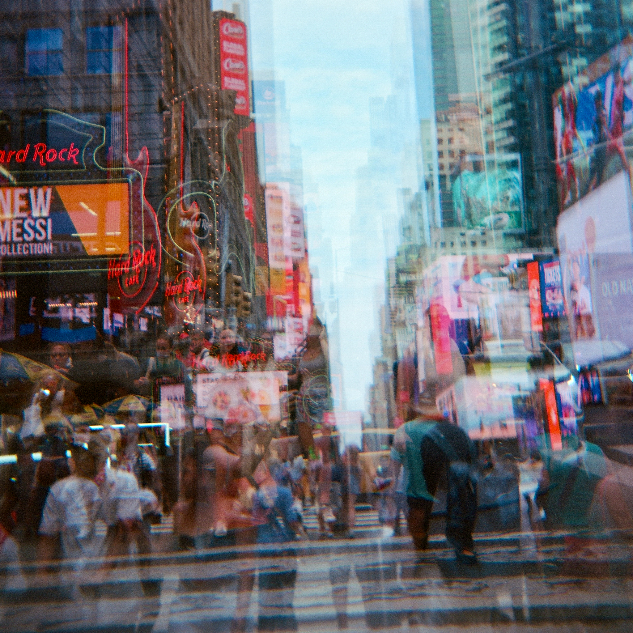 Time Square Vibrations