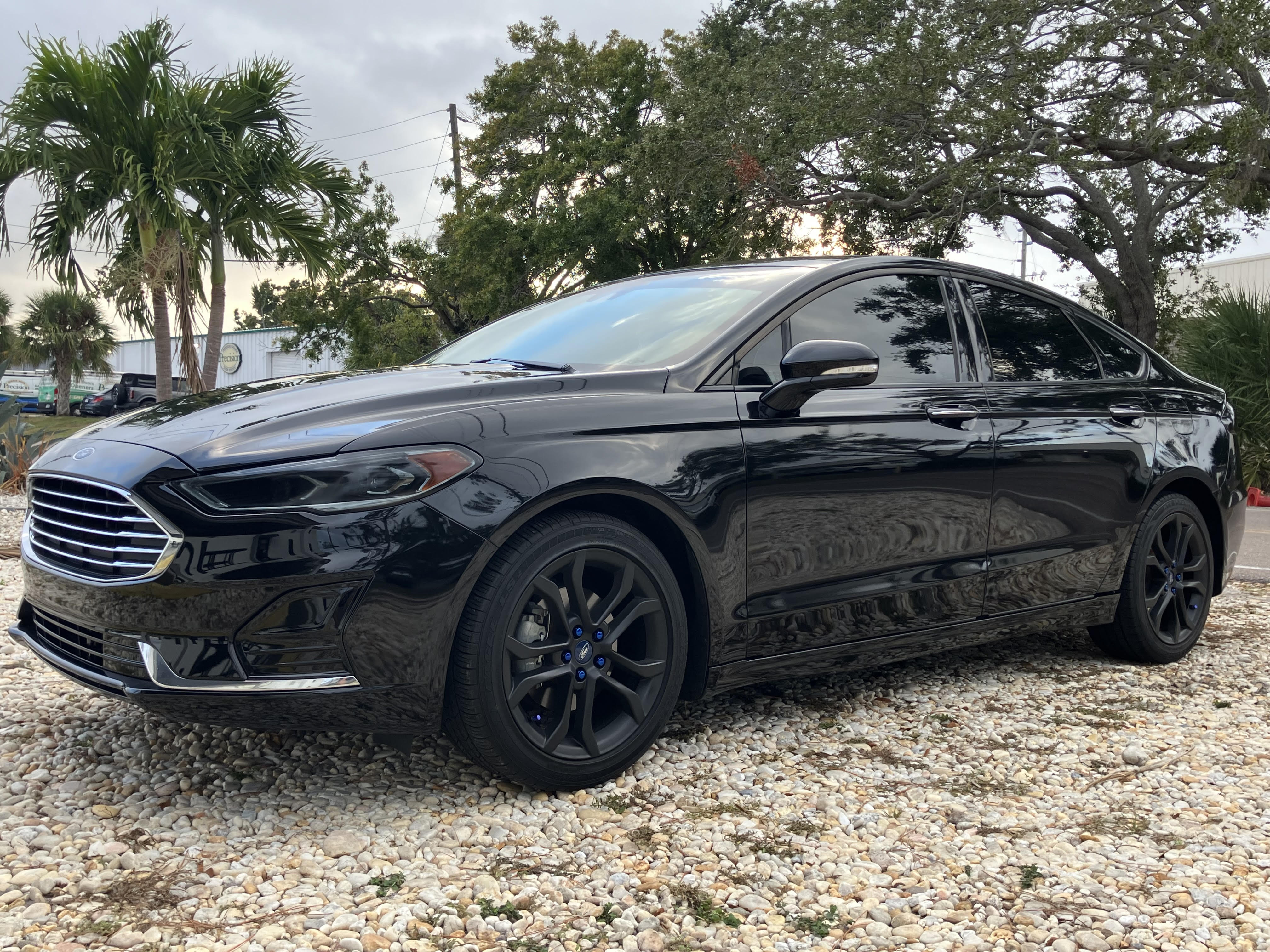 Express Shine (exterior detail)