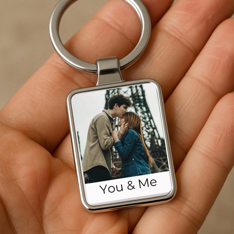 Couple Photo Keychain, Custom Picture Keyring, Personalized Gift for Boyfriend or Girlfriend, Anniversary Keepsake, Custom Keychain Gift