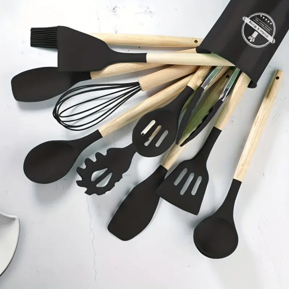 Set de 12 Piezas de Utensilios de Madera Negro