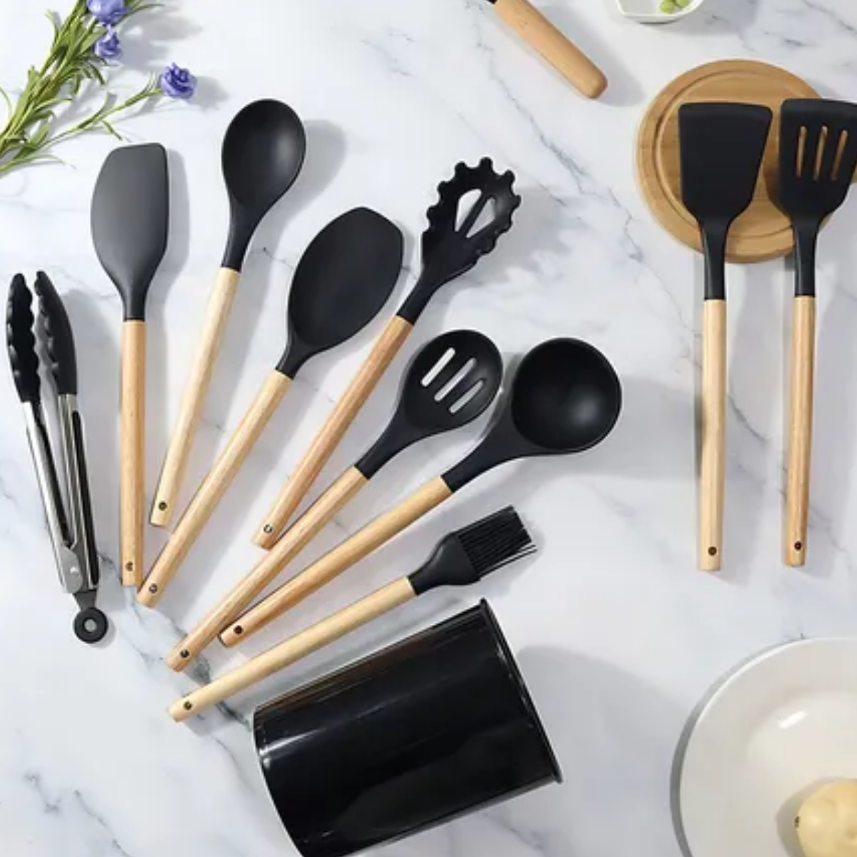 Set de 12 Piezas de Utensilios de Madera Negro