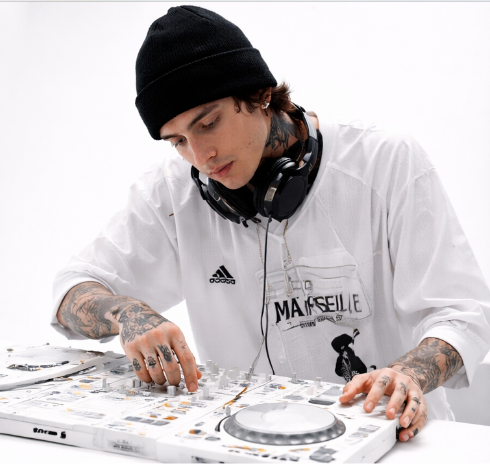 White &/or Black Pioneer DJ Controller