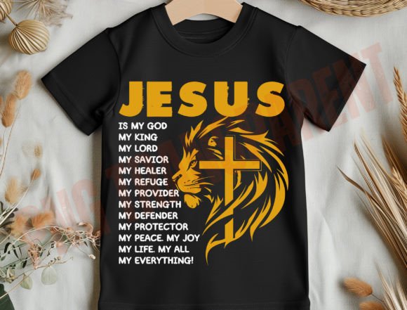 Jesus Is My God King – Christian Lion Cross T-Shirt (Streetwear Faith)
