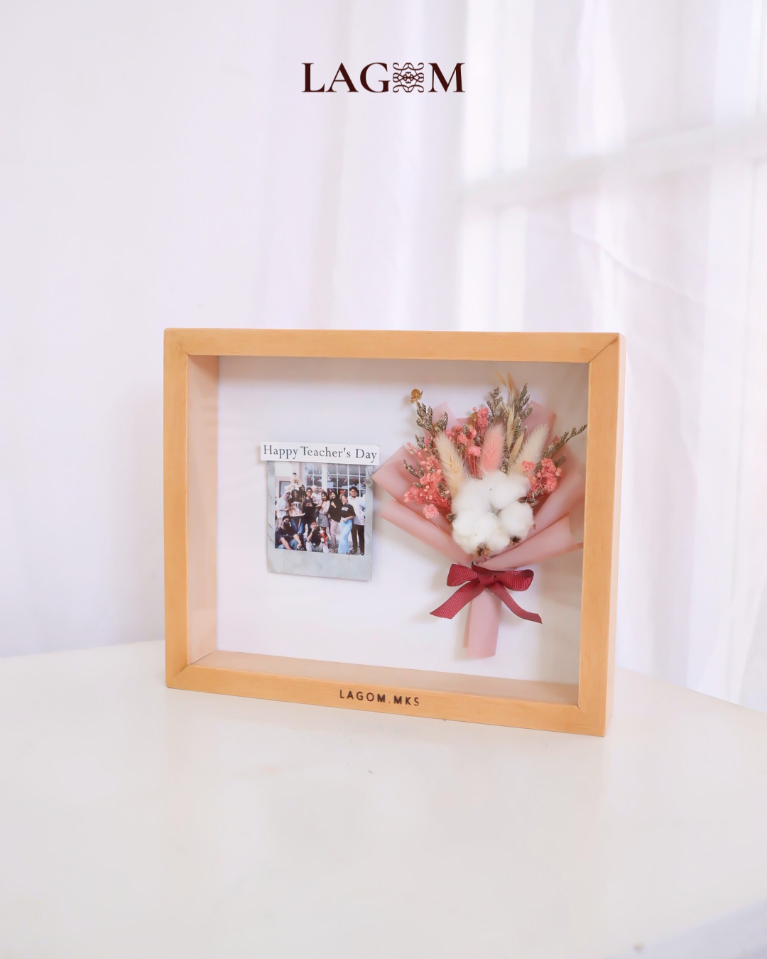 Cotton Bouquet Frame