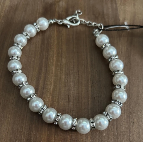 Pearl Collar / Pet Necklace